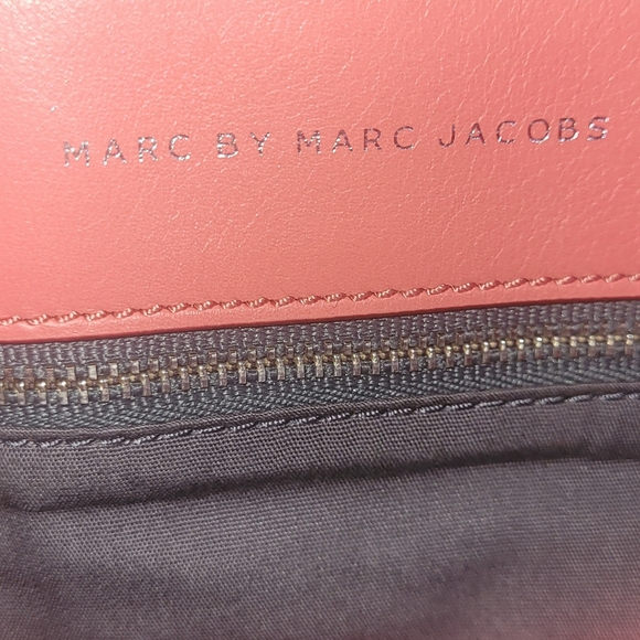 MARC  BY MAC  JACOB'S BAG - Picture 9 of 12